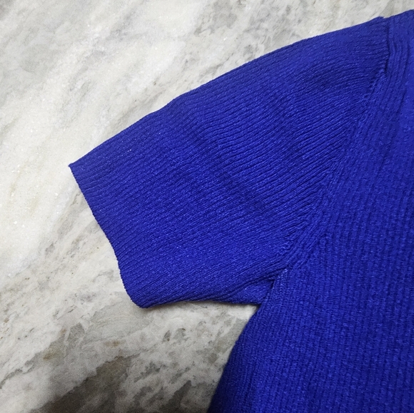 Jones New York Royal Blue Ribbed Short Sleeve Sweater Top – Size S - Picture 2 of 8